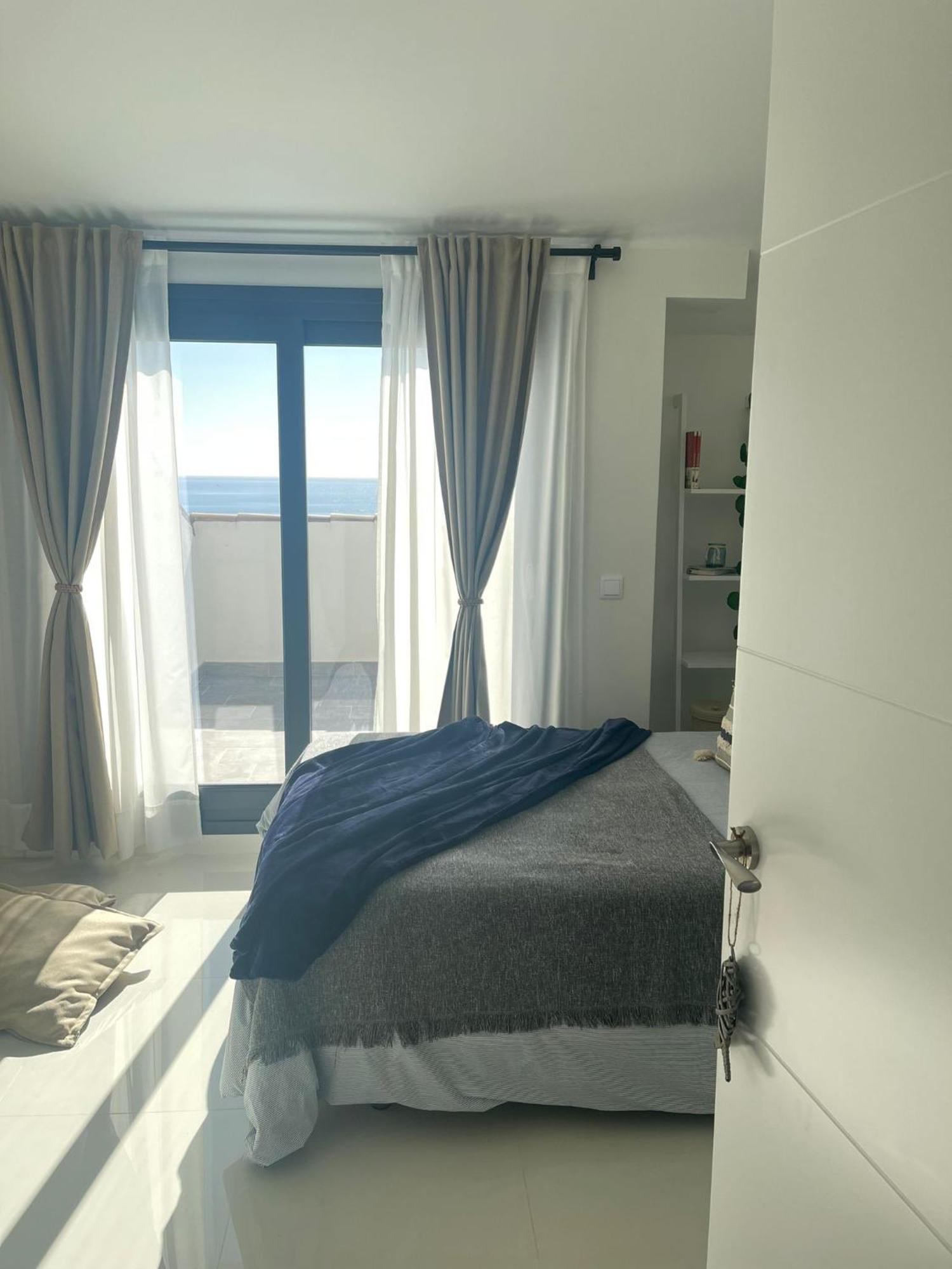 Precioso Atico, Nuevo, A 50M De La Playa, Manilva Lejlighed Eksteriør billede
